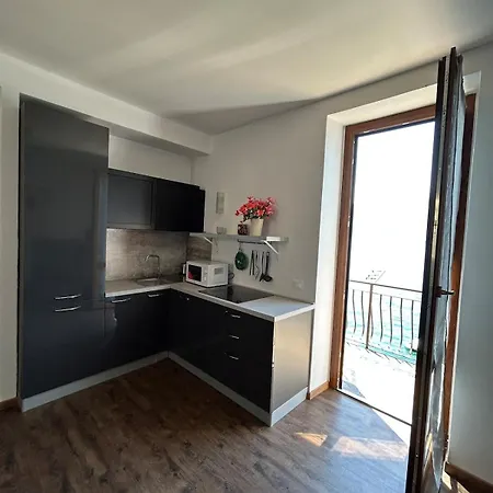 Lake's Feeling With Terrace On Apartamento Lezzeno