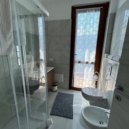 Lake's Feeling With Terrace On Apartamento Lezzeno