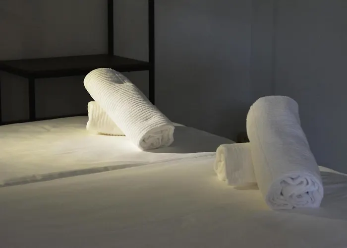 Lake's Feeling With Terrace On דירה לצנו