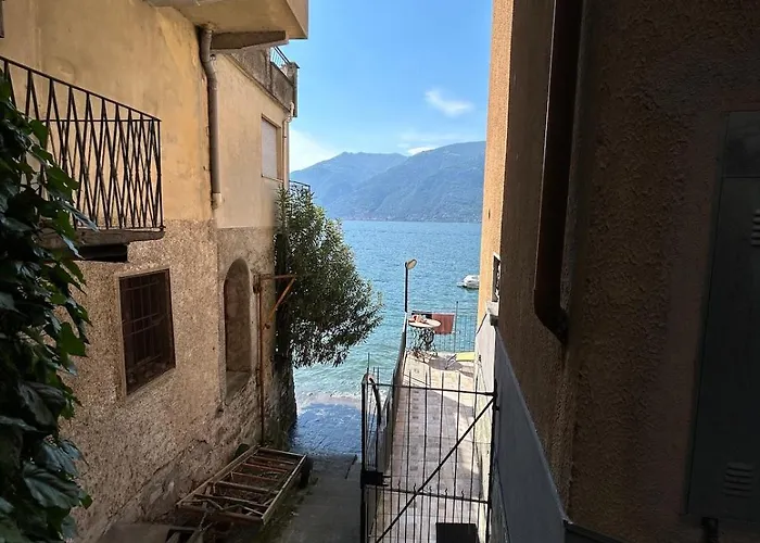 דירה Lake's Feeling With Terrace On