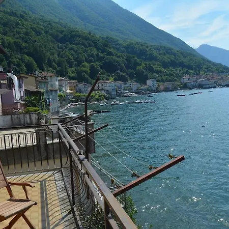 Apartment Lake's Feeling With Terrace On